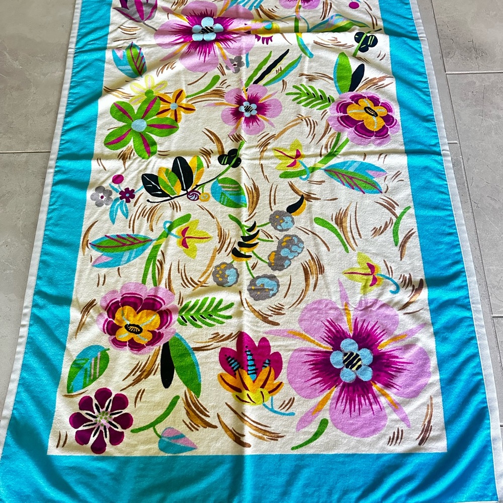 Gucci Turquoise Floral Beach Towel